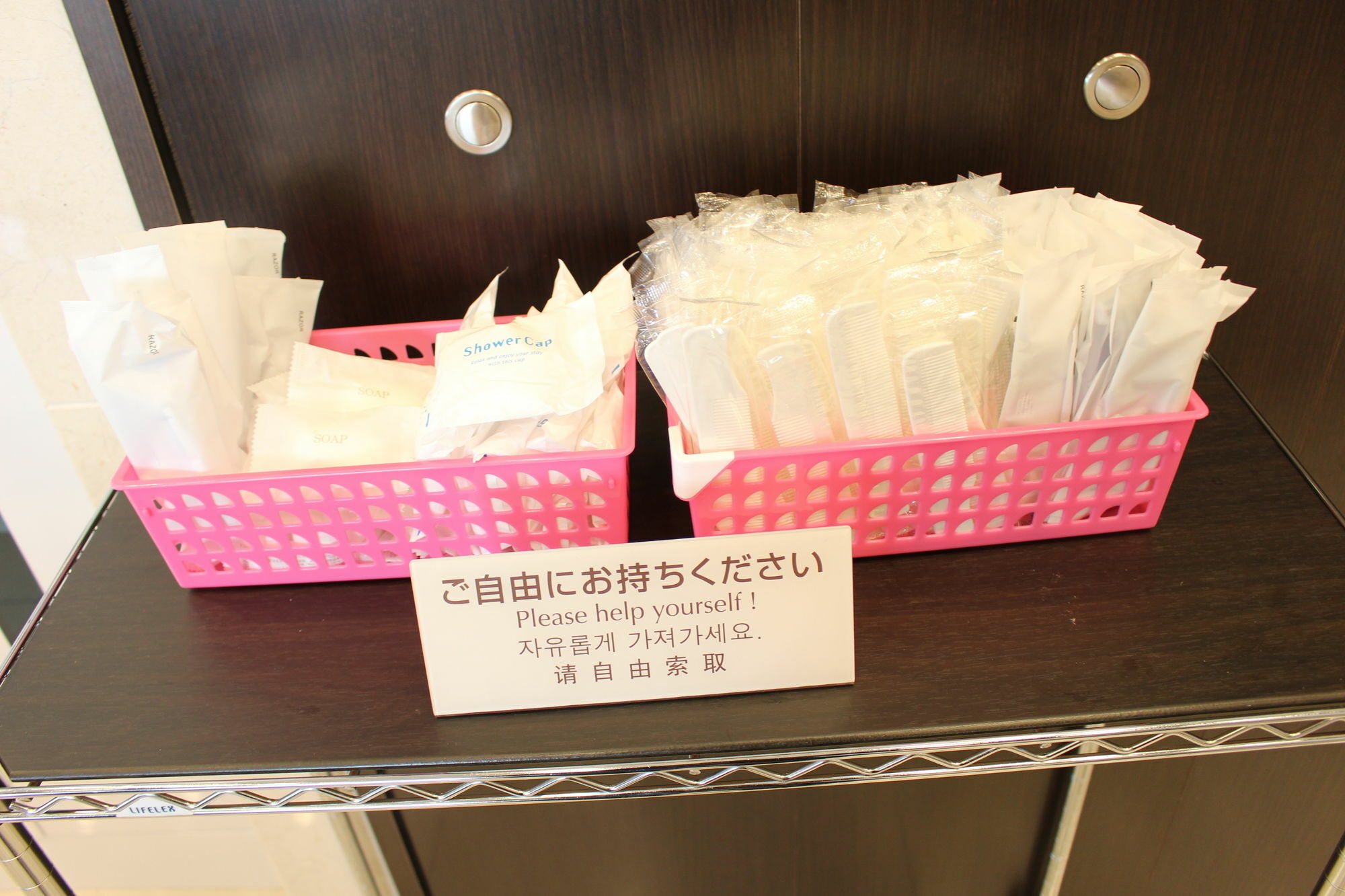 Toyoko Inn Tokyo Nihombashi Ningyocho מראה חיצוני תמונה